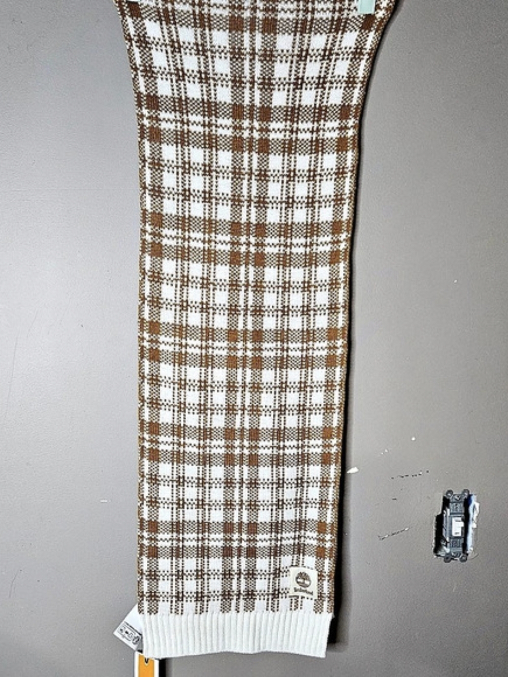 Timberland Plaid Cotton Sweater in Brown & White Size 64" Long 10" Wide NWT